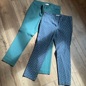 Loft skinny ankle pants, size 6. Blue polka dot and teal.